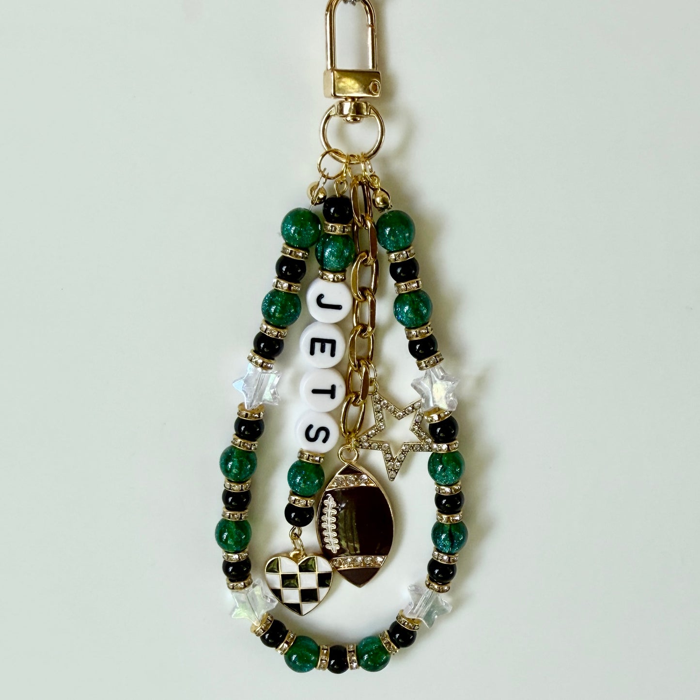 Jets Football Bag Charm or Chain – Green & Black Beaded Keychain or Purse Accessory – Game Day Stadium Bag Clip – Handmade Gift