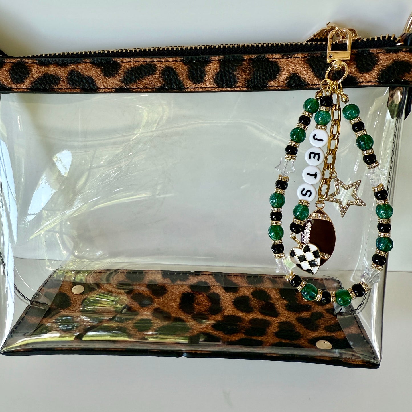 Jets Football Bag Charm or Chain – Green & Black Beaded Keychain or Purse Accessory – Game Day Stadium Bag Clip – Handmade Gift