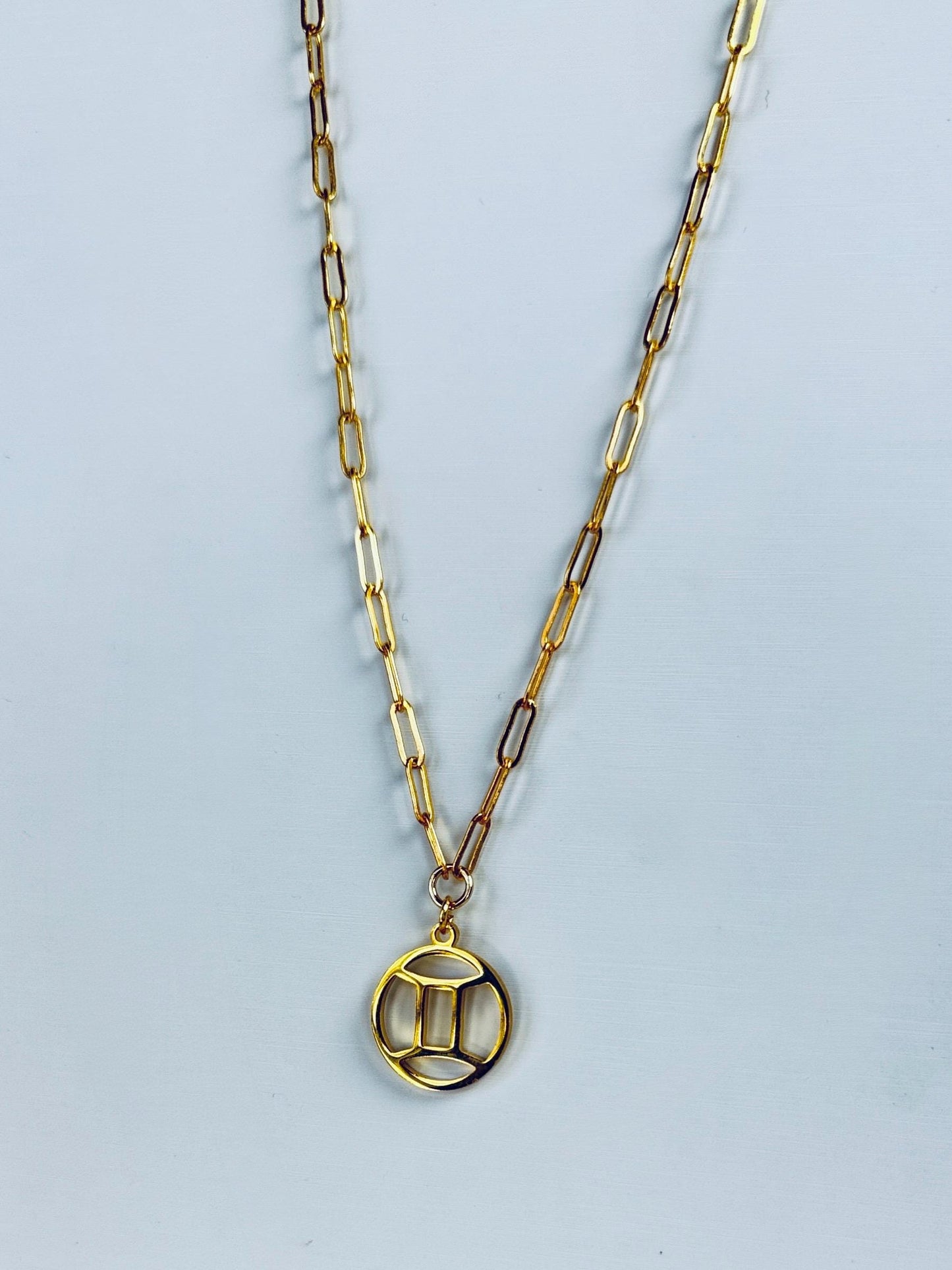 Personalized Zodiac Pendant Necklace with Birthstone Charm – Custom Astrology Jewelry in Gold or Silver