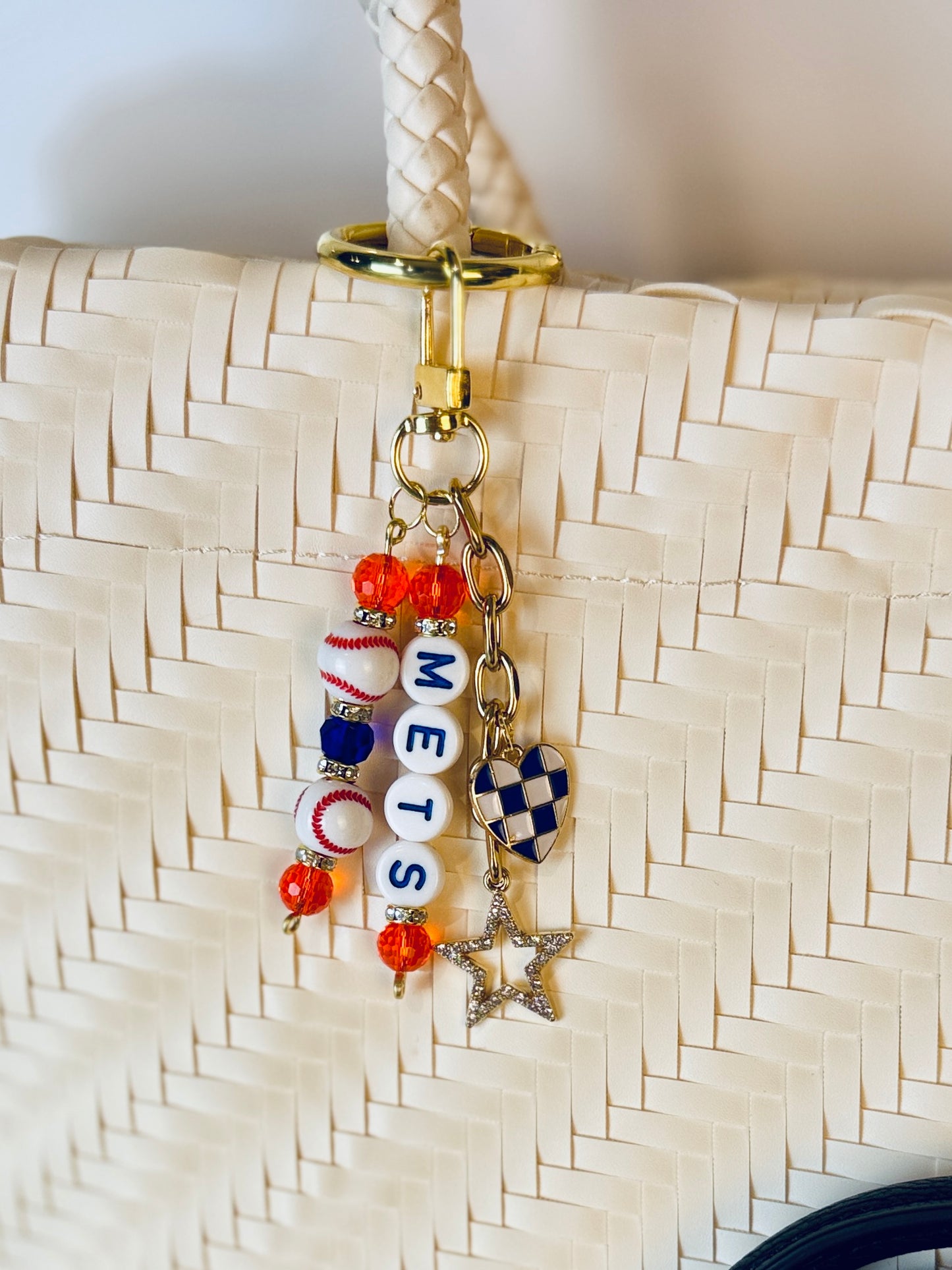 Mets Bag Charm | Baseball Keychain Zipper Pull | Baseball Fan Gift | Choose Your Team & Size | Handmade Sports Accessory