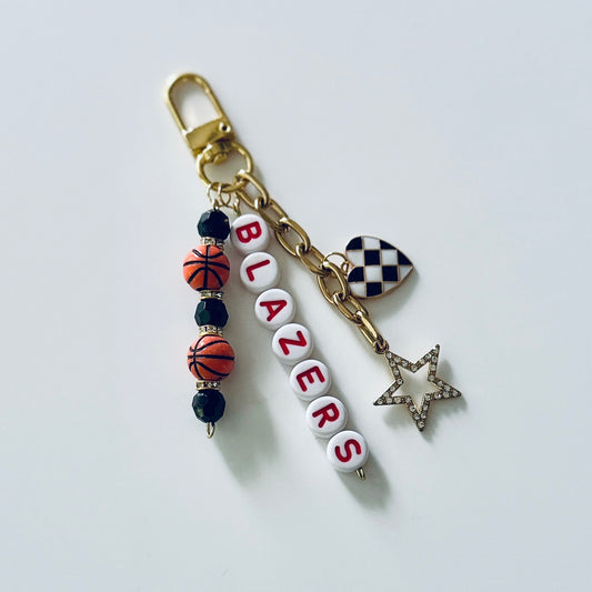 Blazers Basketball Keychain – Red & Black Beaded Keychain with Star and Heart Charms