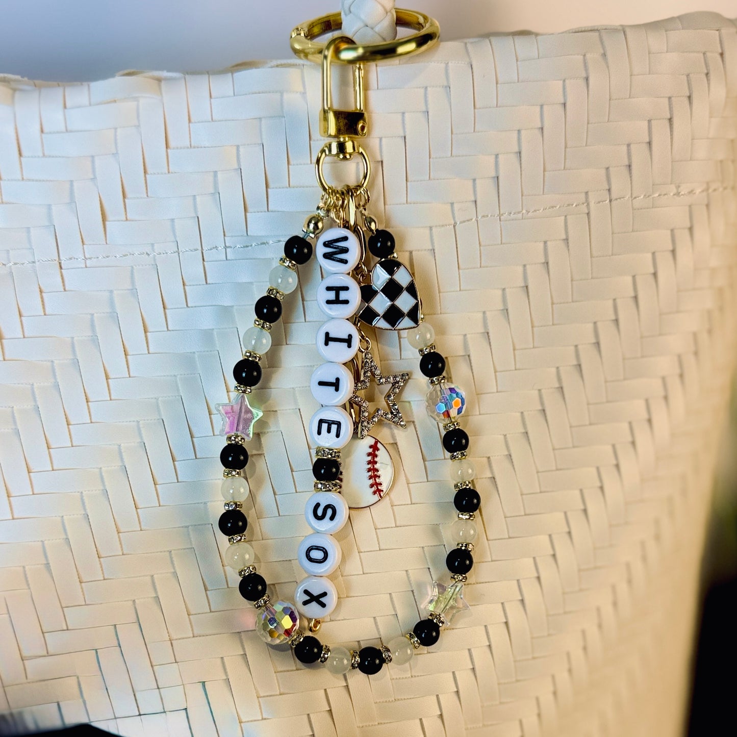 White Sox Bag Charm | Baseball Keychain Zipper Pull | Baseball Fan Gift | Choose Your Team & Size | Handmade Sports Accessory